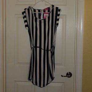 Black & white vertical stripes mini dress